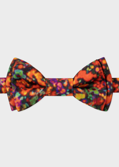 Front view - Men's 'Twilight Floral' Pre-Tied Silk Bow Tie Paul Smith