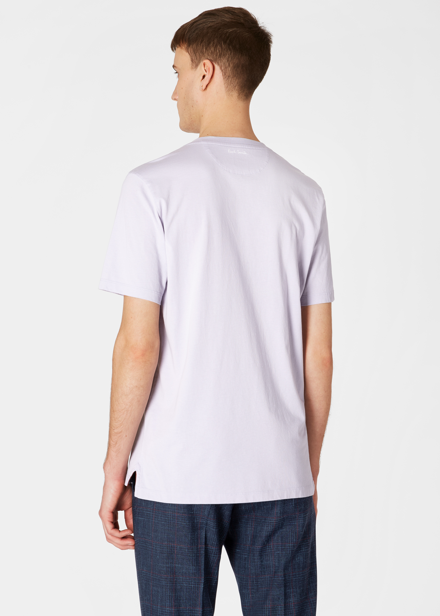Model back close up - Men's Slim-Fit Lilac T-Shirt With 'Paul Smith' Embroidery Paul Smith
